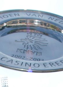 Vitesse climb to fourth
