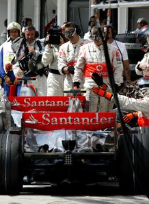 Hungary Pits chaos