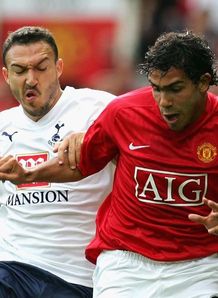 United scrape first win