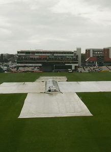 old trafford rain