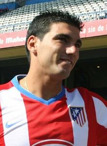 Atletico strike Reyes deal