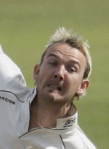 England opt for specialists