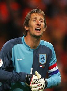 Van der Sar ukončil reprezentační kariéru