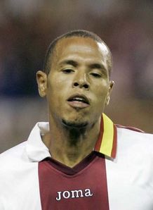 Fabiano fit to face Gunners