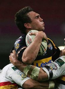 Sinfield backing new boss