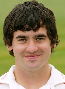 Du Plessis stars for Lancs