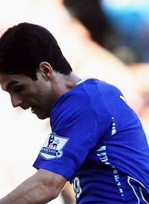 Everton add to Derby's woes