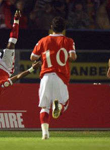 Wales edge past San Marino