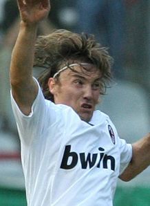 Simic keen on New Year move