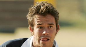 Bulls star makes Tigers move
