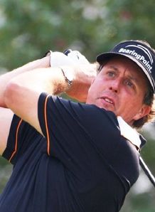 Phil Mickelson fires at HSBC D1