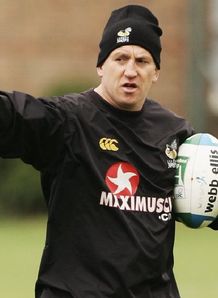 Shaun Edwards in Heineken training