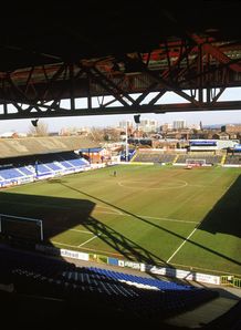 Smith joins Stockport