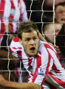 Stokes hits late winner