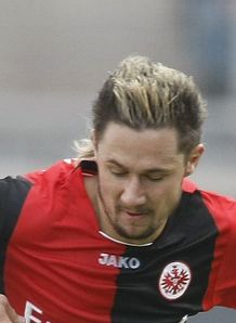 Early deal up Schalke's Streit