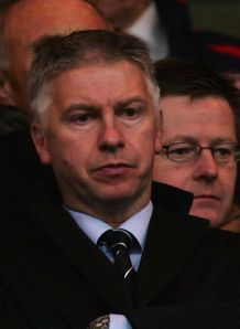 League to discuss salary cap