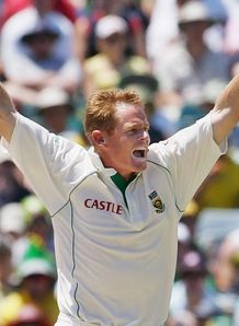 Shaun Pollock celebrates