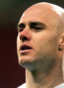 Page urges Ward to stay