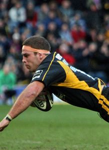 Worsley adds to Leeds' woe Worsley adds to Leeds' woe