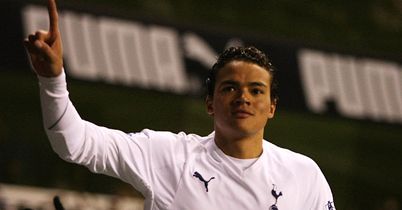 Real Madrid to offer £15m for Spurs STAR ! thumbnail