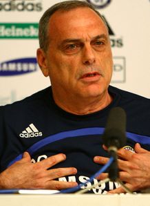 Grant rejects crisis talk