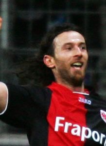 Frankfurt seal first win