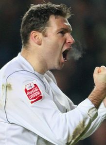 Gallen sends MK Dons onwards