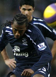Manuel Fernandes back at Everton