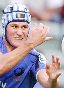 Matt Giteau offload v Cheetahs Matt Giteau offload v Cheetahs