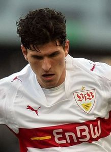 stuttgart mario gomez karlsruhe