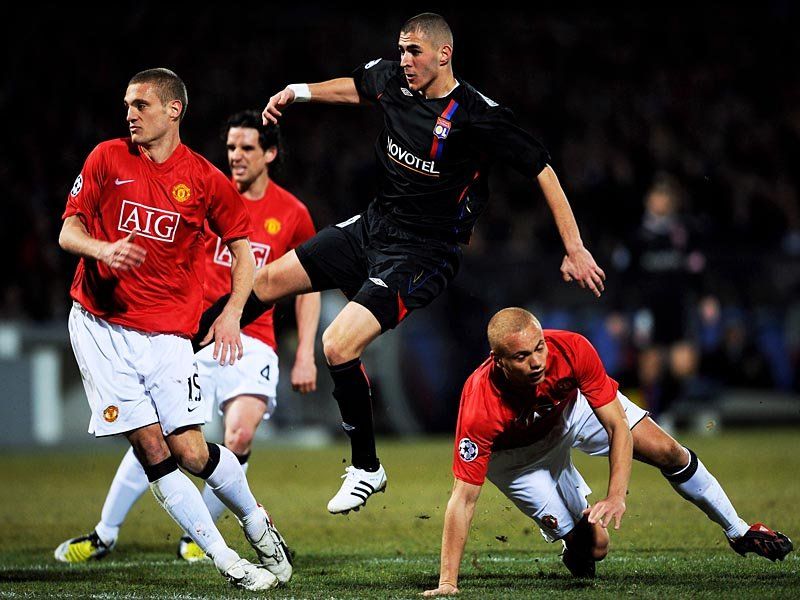 Football_Champions_League_Lyon_Manchester_Uni_661950.jpg