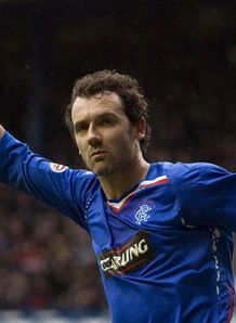 Christian Dailly celeb Rangers v Aberdeen