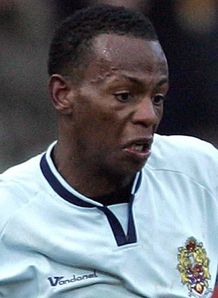 Mariners hold Daggers
