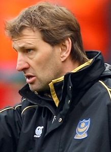 Manchester_United_v_Portsmouth_Tony_Adams_708895.jpg