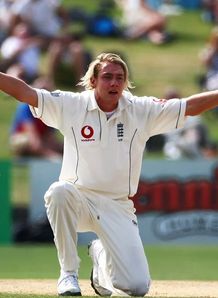Stuart Broad 3rd Test New Zealand v England Napier March 2008