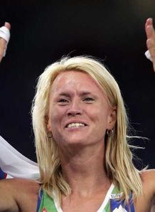 Jolanda Ceplak (celebrating 800 metres Olympic bronze medal) Aug 04