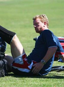 Paul Collingwood England training (bruised left calf) Mar 08