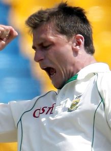 Dale Steyn five for in second Test