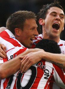 Danny Collins mobbed Fulham v Sunderland