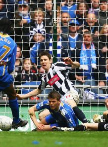 Kanu goal Portsmouth v West Brom