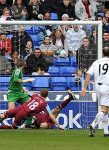 Kevin Davies goal Bolton v West Ham