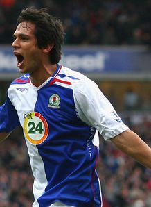 Roque Santa Cruz celeb Blackburn v Manchester United