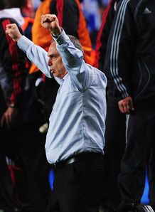 avram grant knees