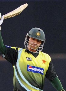 Salman Butt (celebrating his century) Pakistan v Bangladesh 3rd ODI Apr 08