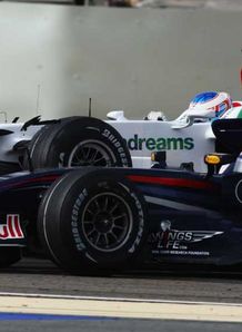 jenson button collides with david coulthard bahrain gp 6/4/2008