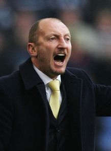 Holloway set to keep job