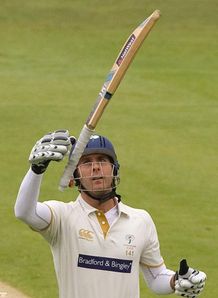 michael vaughan leaves the field