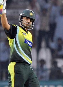 Pakistan clinch Kitply Cup