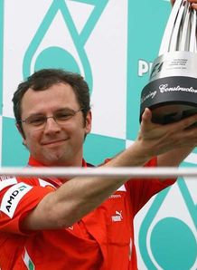 Domenicali hails Schumi