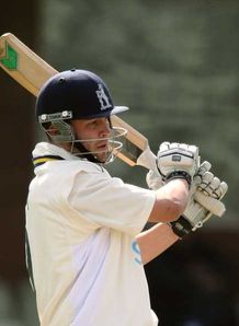 Jonathan Trott Warwickshire v Worcestershire County Championship Apr 08